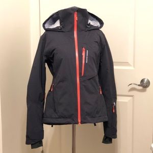 Mountain Hardwear Women's Jacket - Black with Red Accents